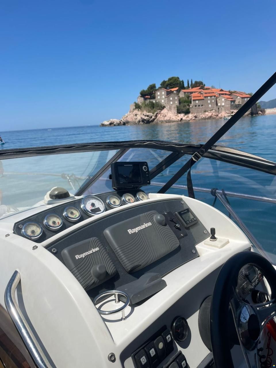 Jeanneau Leader 8