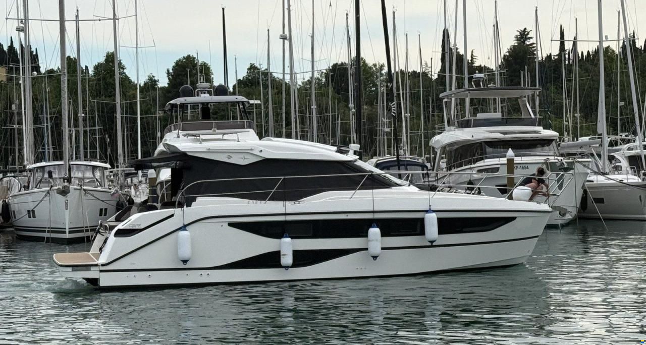 Bavaria SR 38 HT - 2023