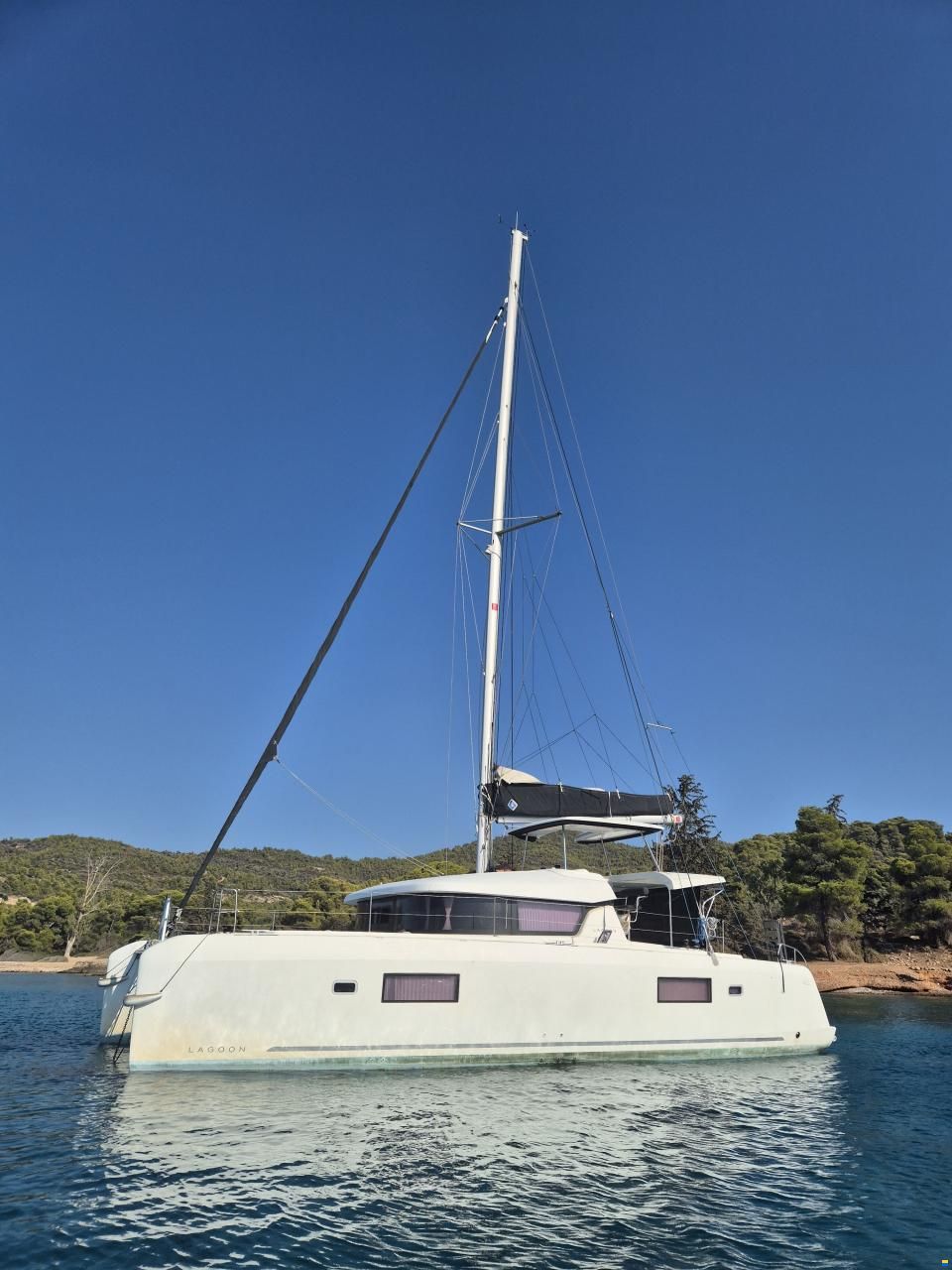 Lagoon 42