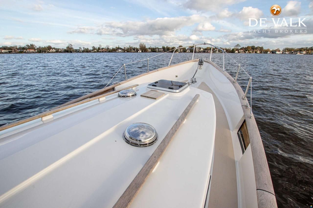 Fairways Marine Fisher 30 Pilothouse