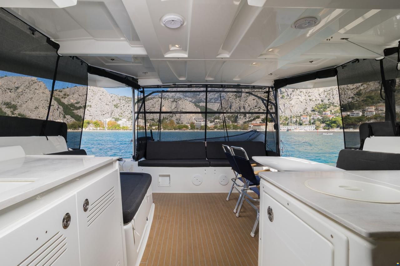 Lagoon 46
