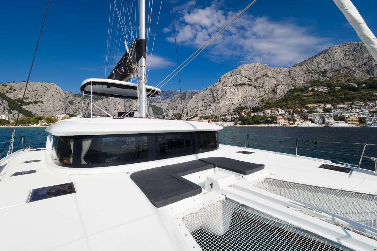 Lagoon 46