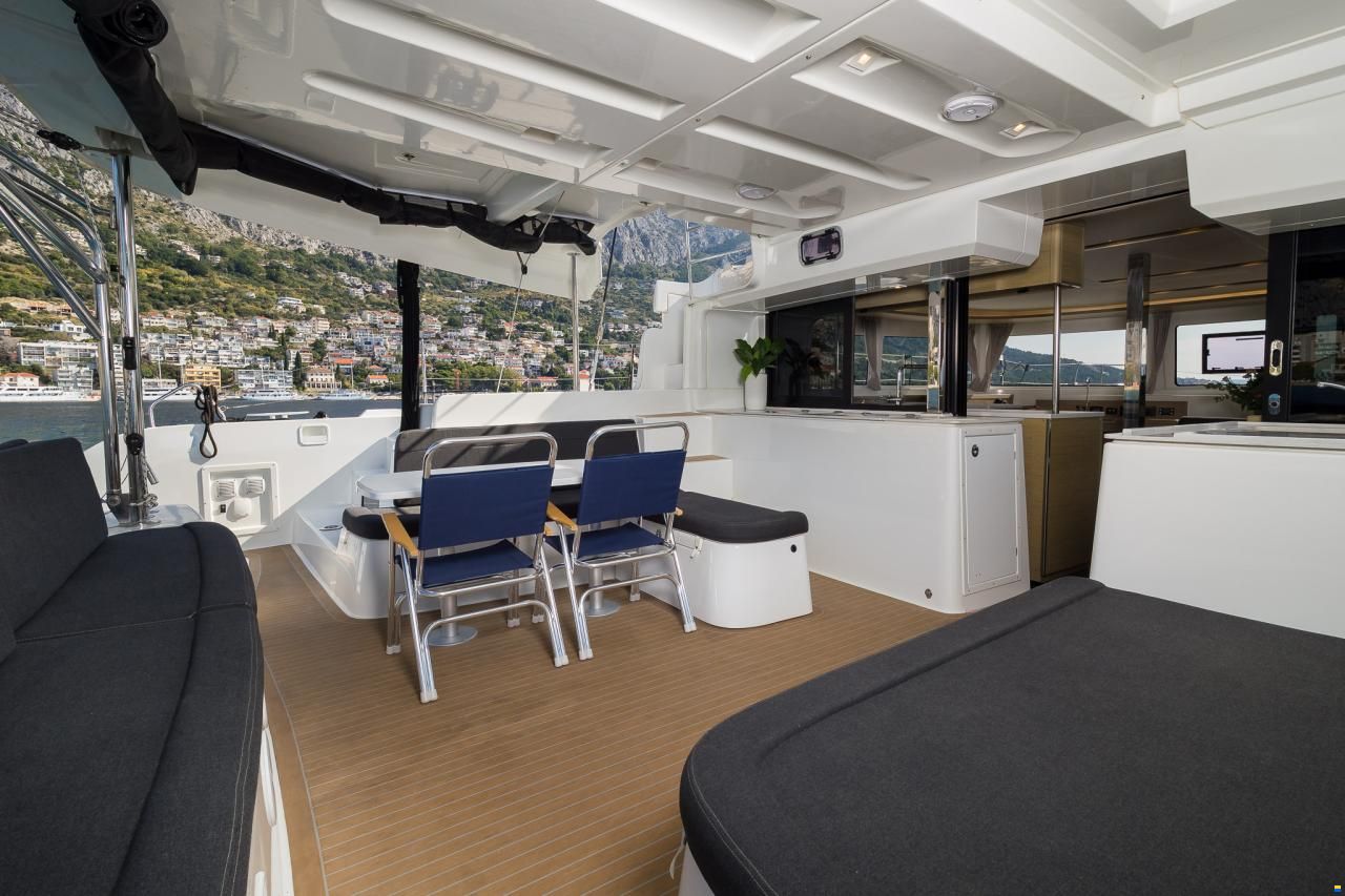 Lagoon 46