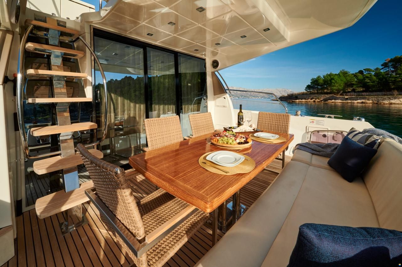 Jeanneau Prestige  550 Fly