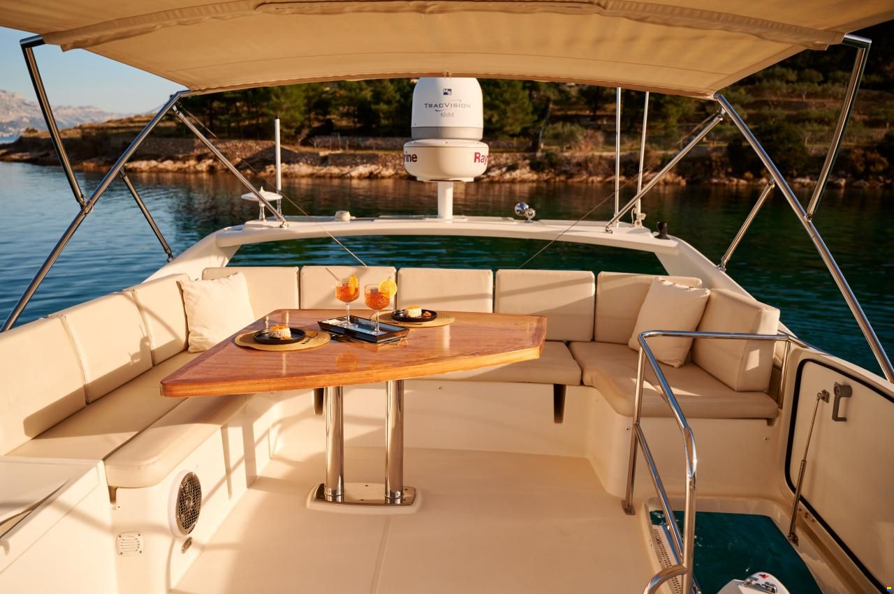 Jeanneau Prestige  550 Fly