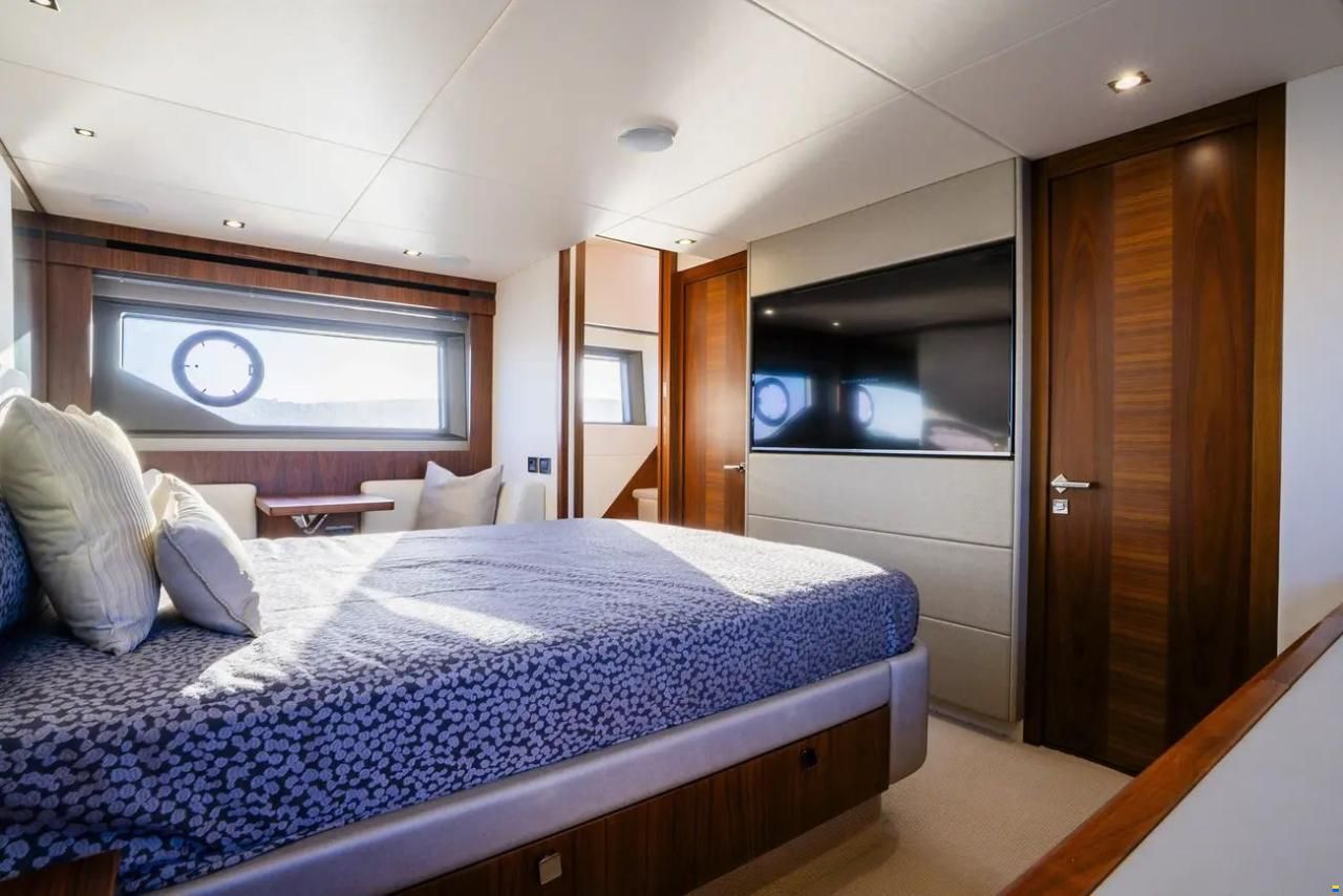 Sunseeker Manhattan 66