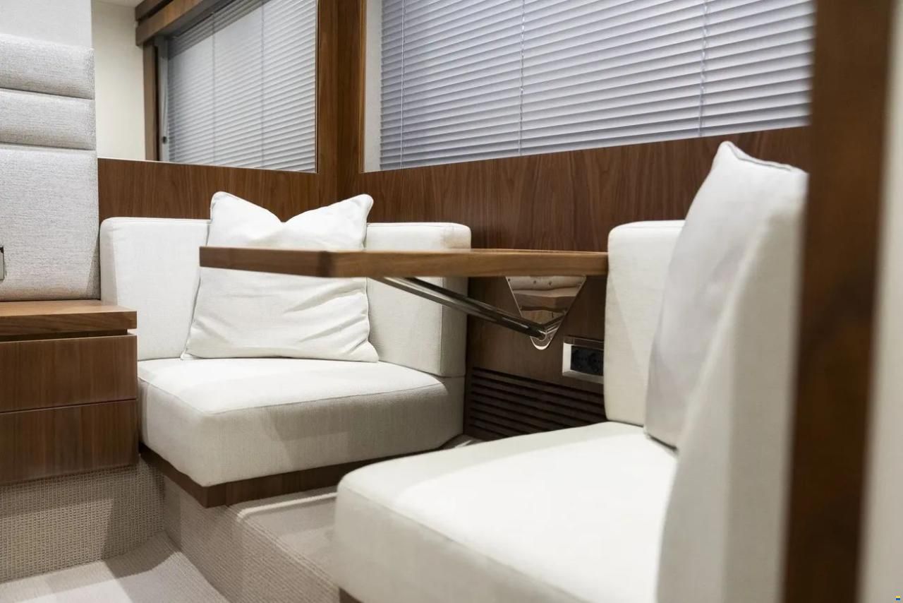 Sunseeker Manhattan 66