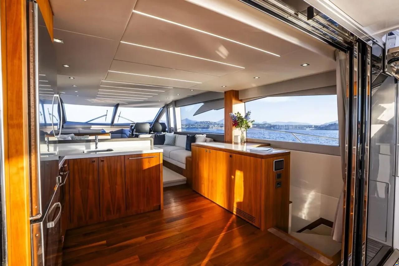 Sunseeker Manhattan 66