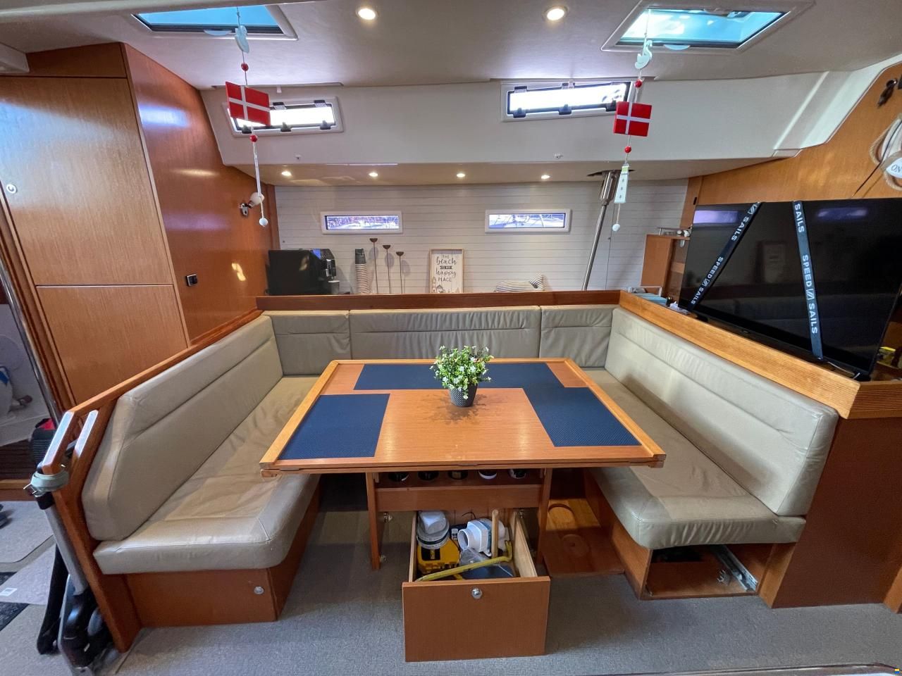 Bavaria 55 cruiser