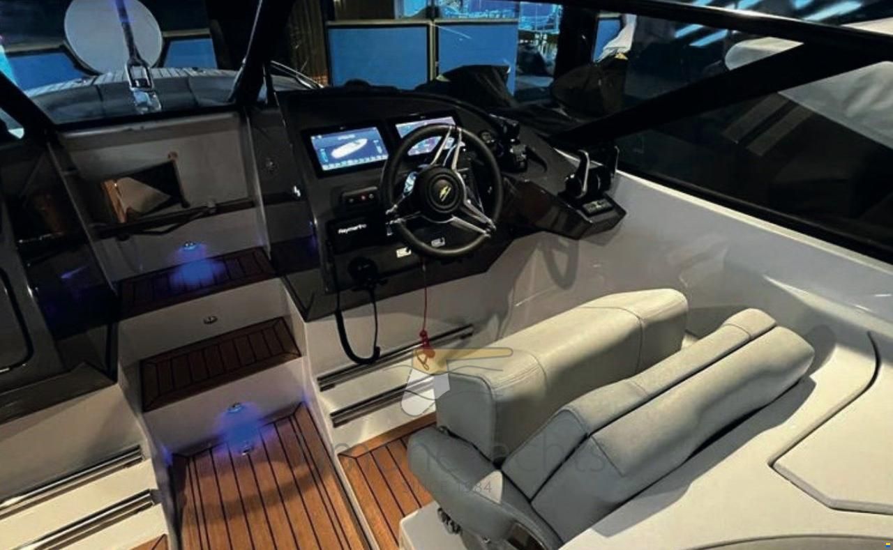 Castoldi 34 jet tender