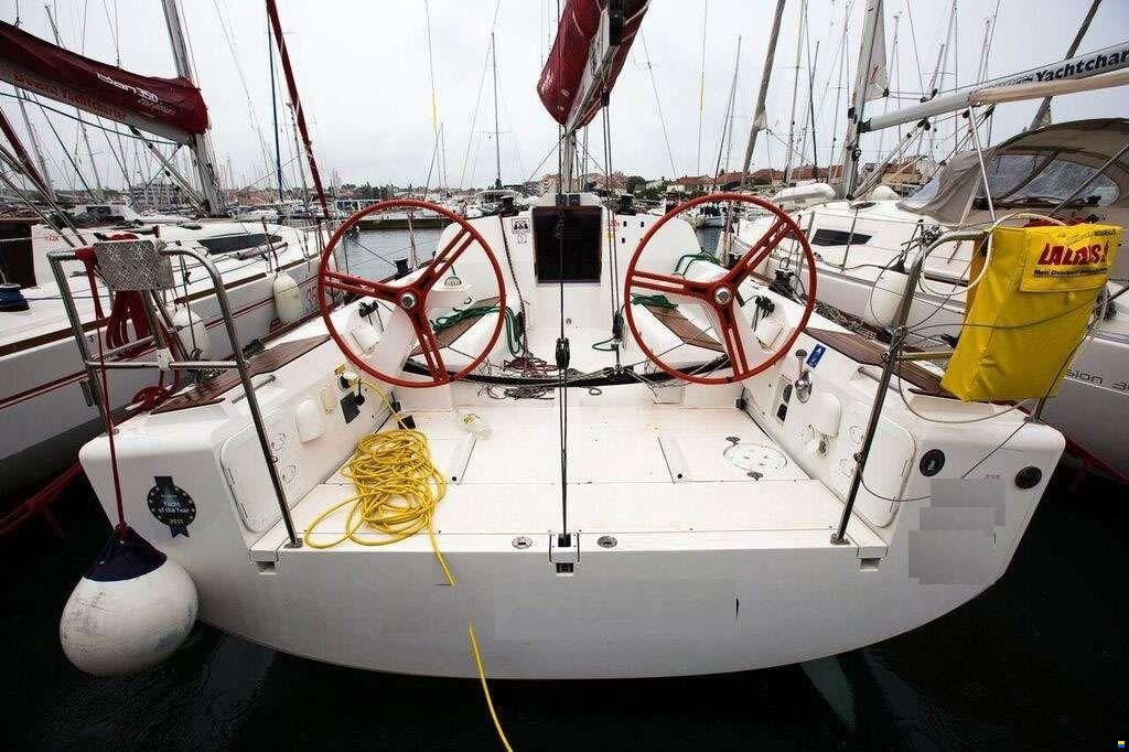 Elan 350