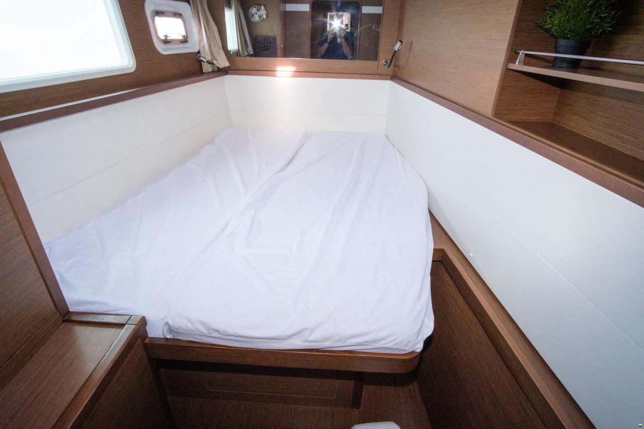 Lagoon 450f