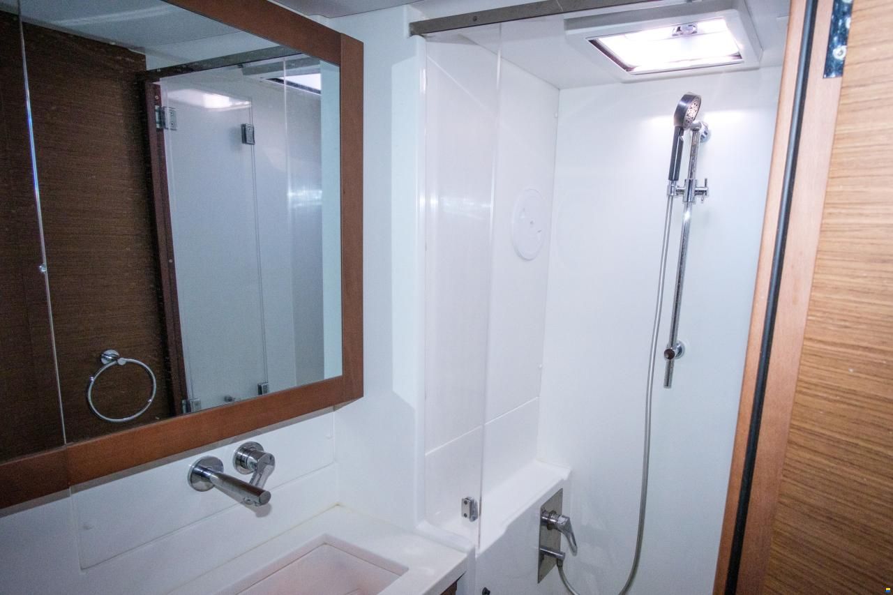Lagoon 450f