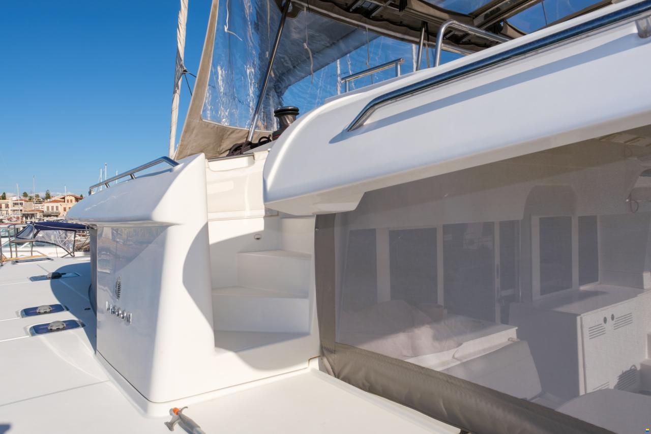 Lagoon 450f