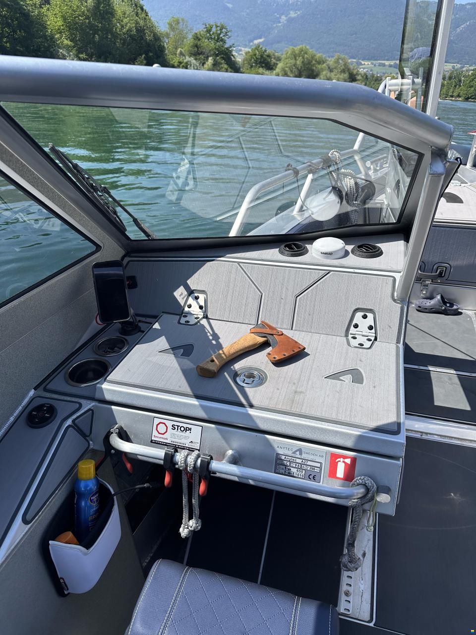 Anytec Boats A 27