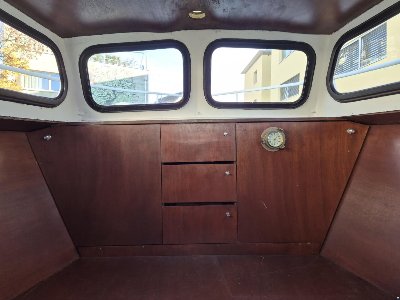 Braassemkruiser 800, NL