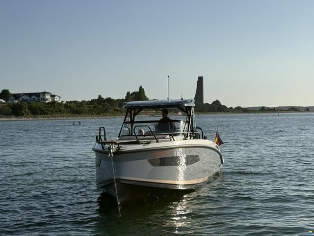 Navan S 30 inkl. 2x F300 PS V8