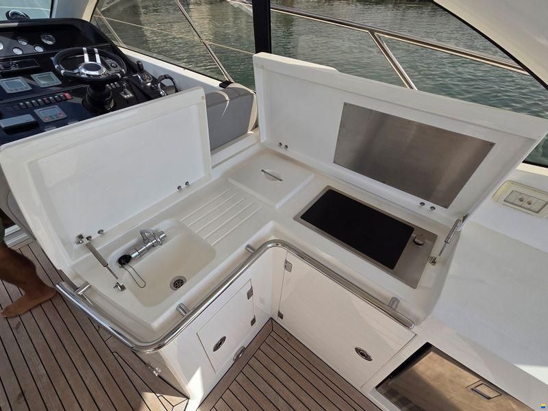 Sunseeker Portofino 48