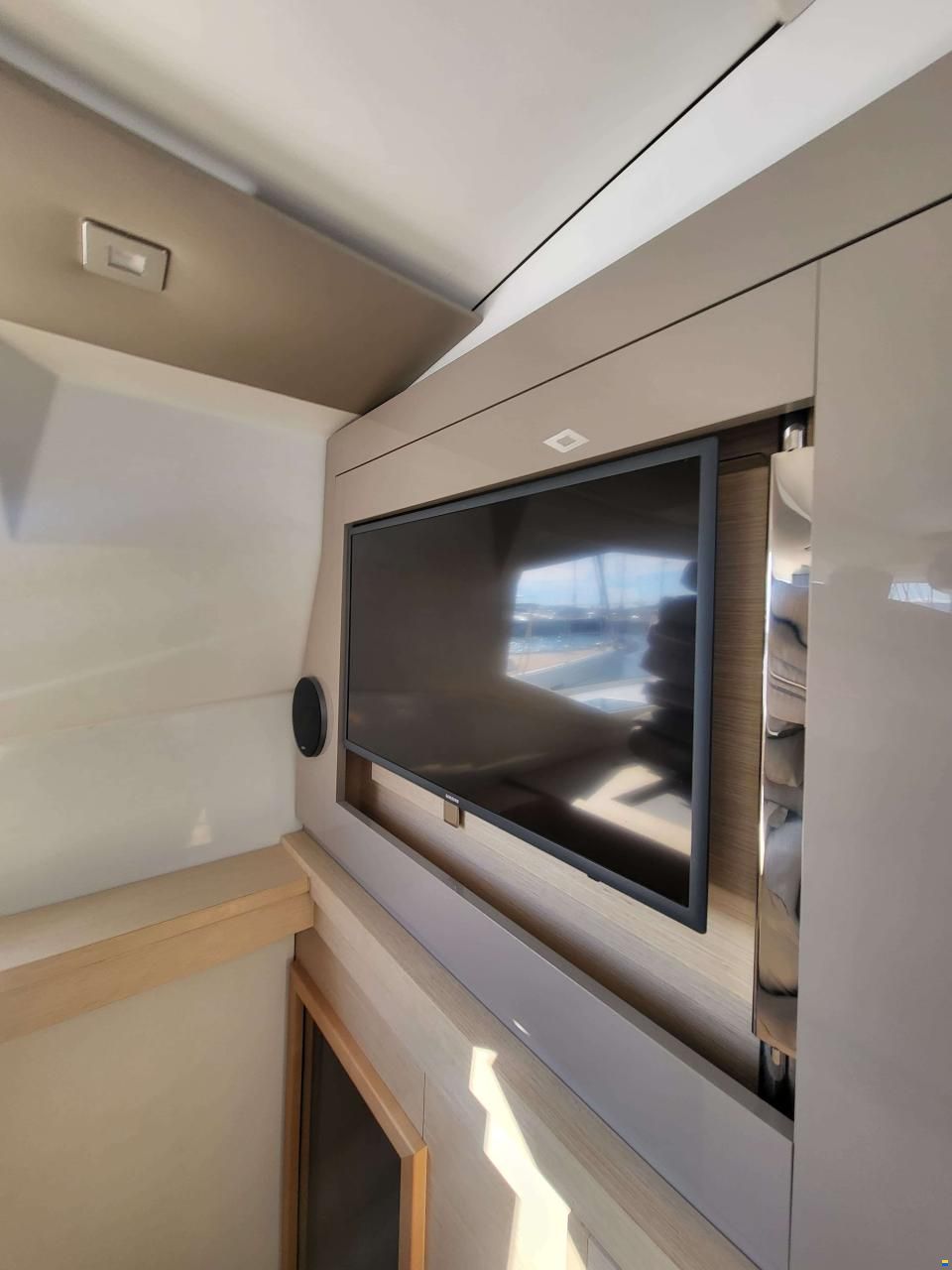 Fountaine Pajot SAONA 47