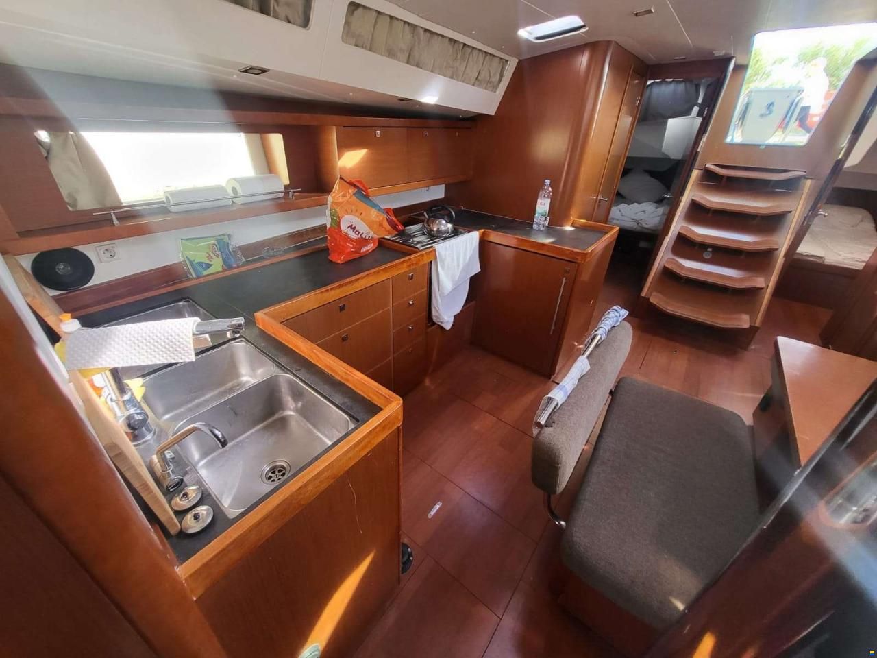 Beneteau OCEANIS 48