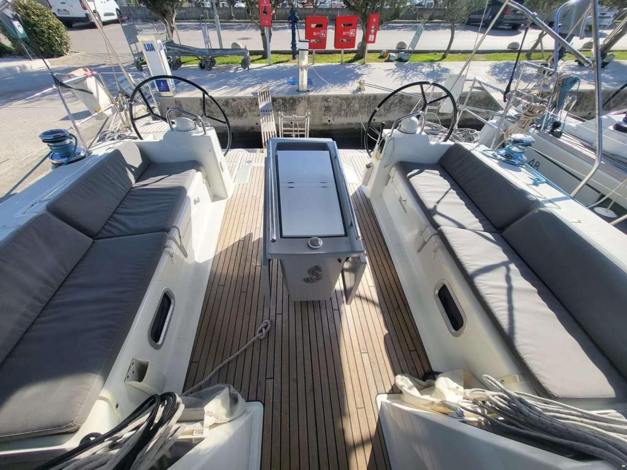 Beneteau OCEANIS 48