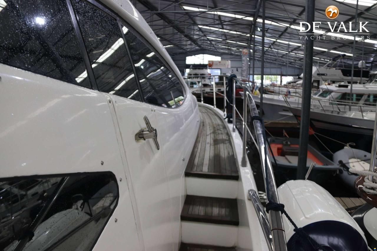 Azimut 68 Plus