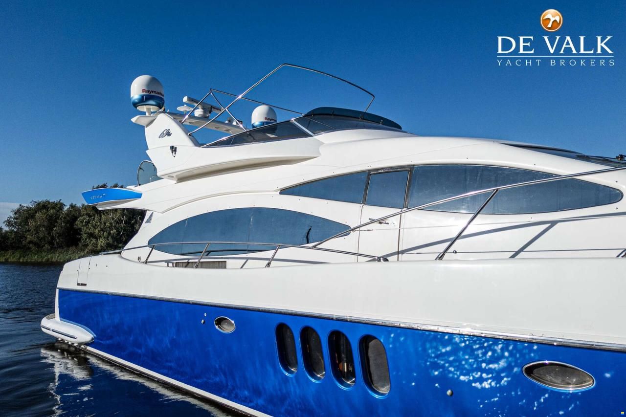 Azimut 68 Plus