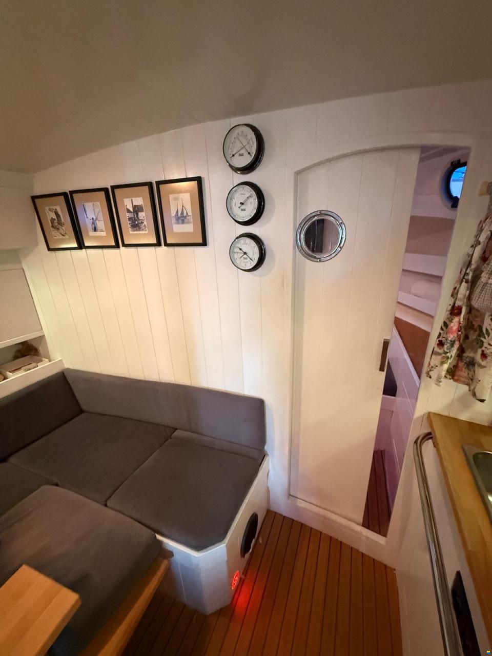 Nauticat JANMOR 33
