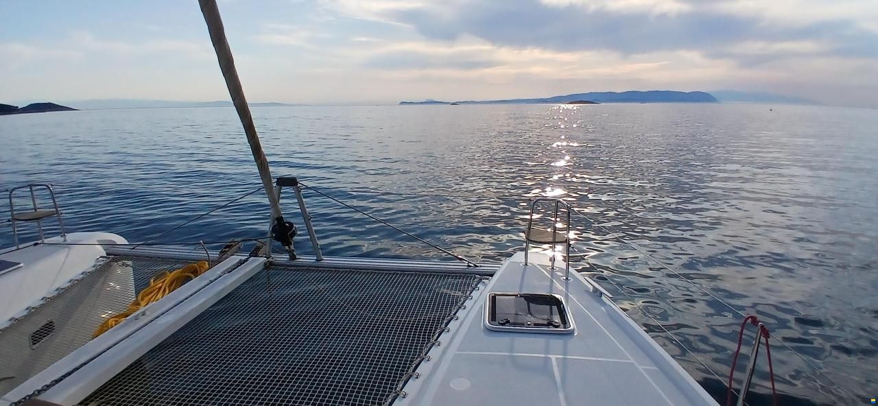 Lagoon 42