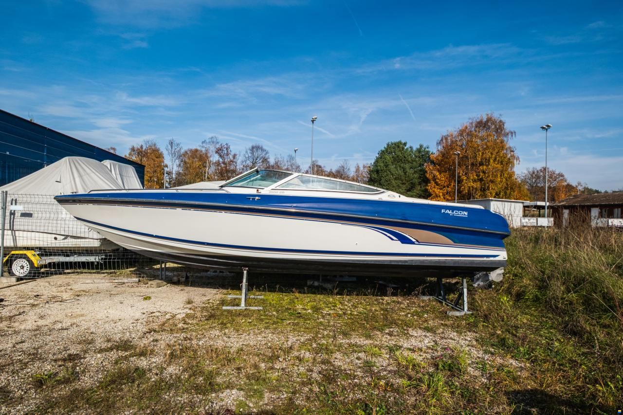 Falcon Thunderbird 2500 CD