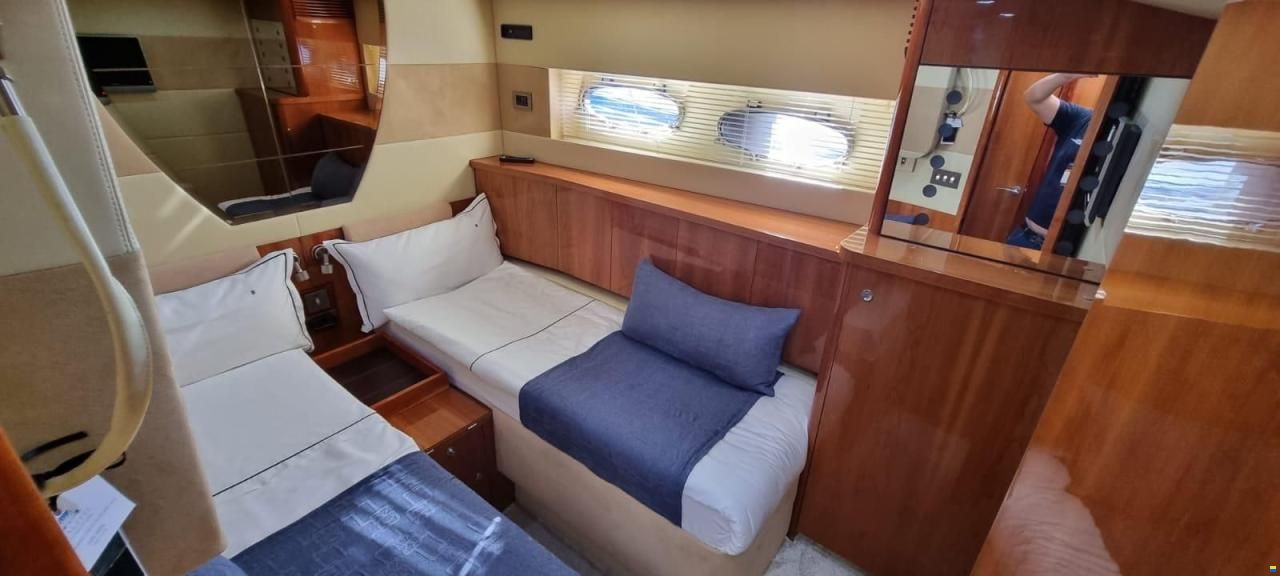 Sealine T60