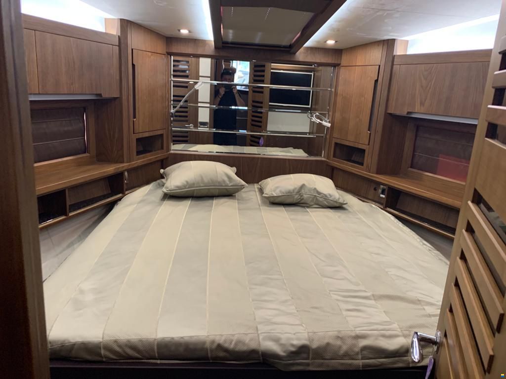 Galeon 550 Fly