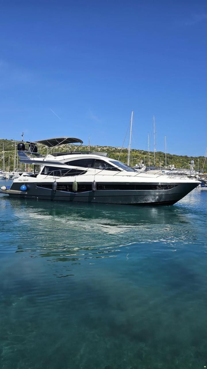 Galeon 550 Fly