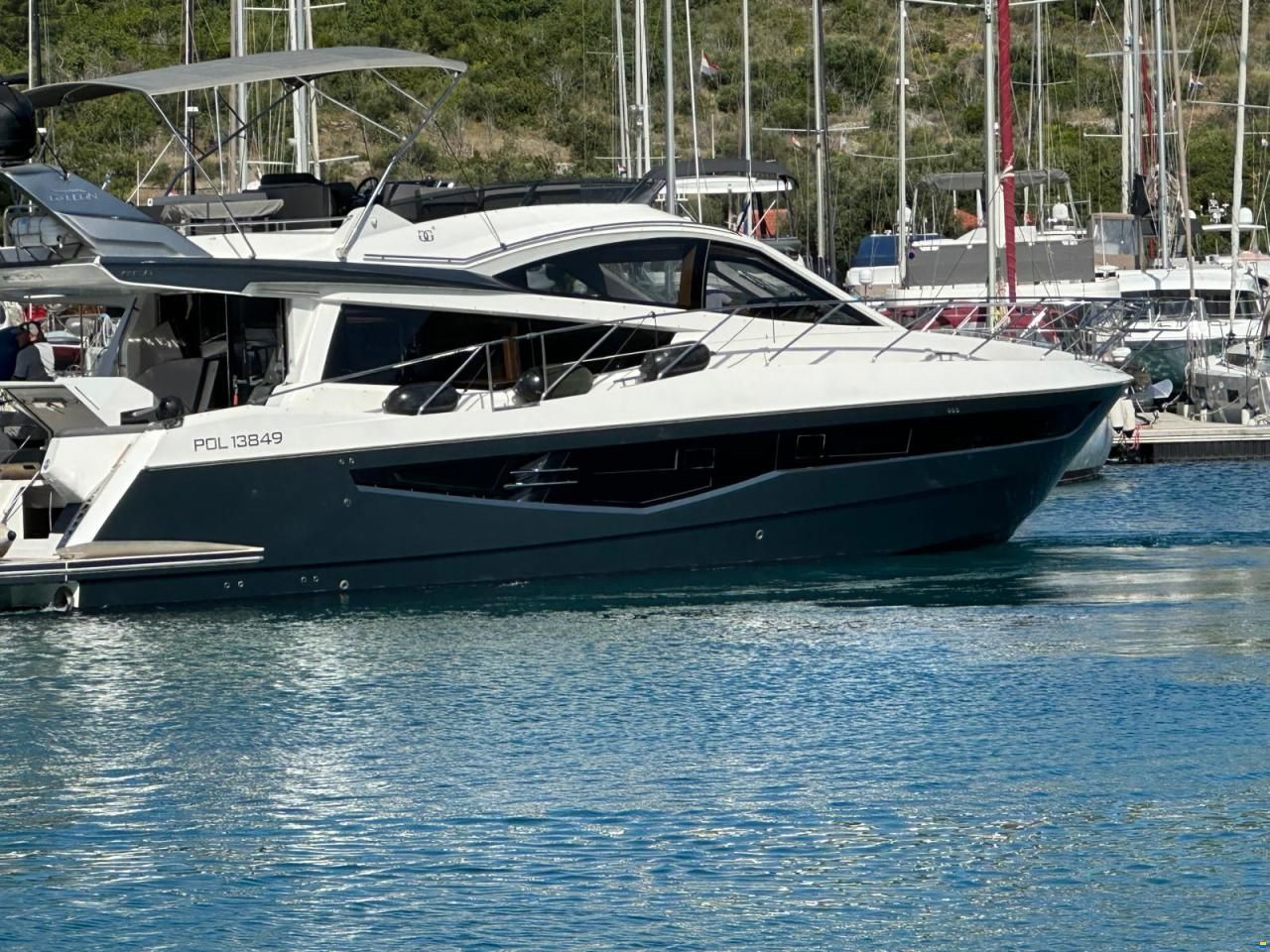 Galeon 550 Fly