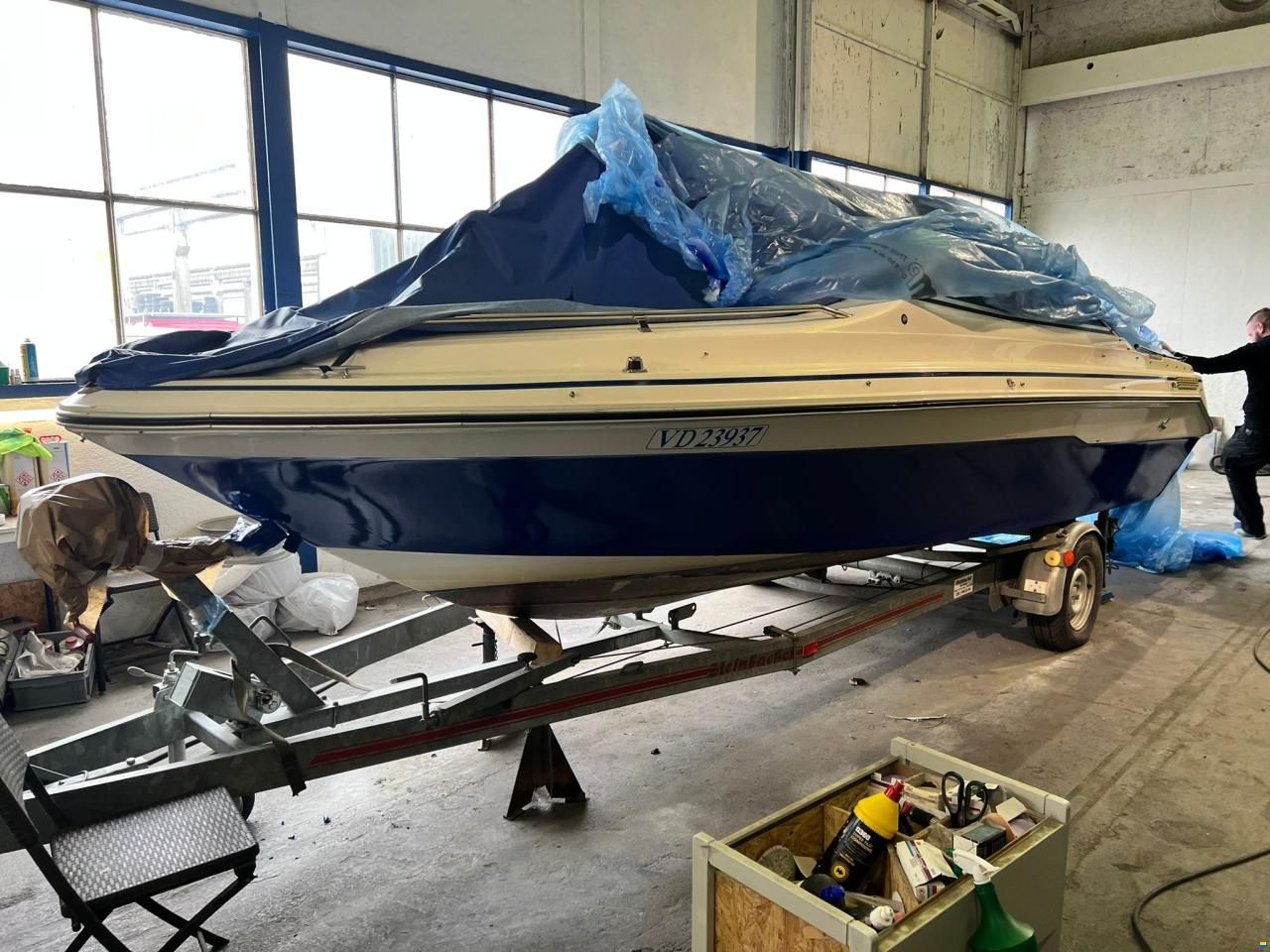 Sea Ray 220 CC