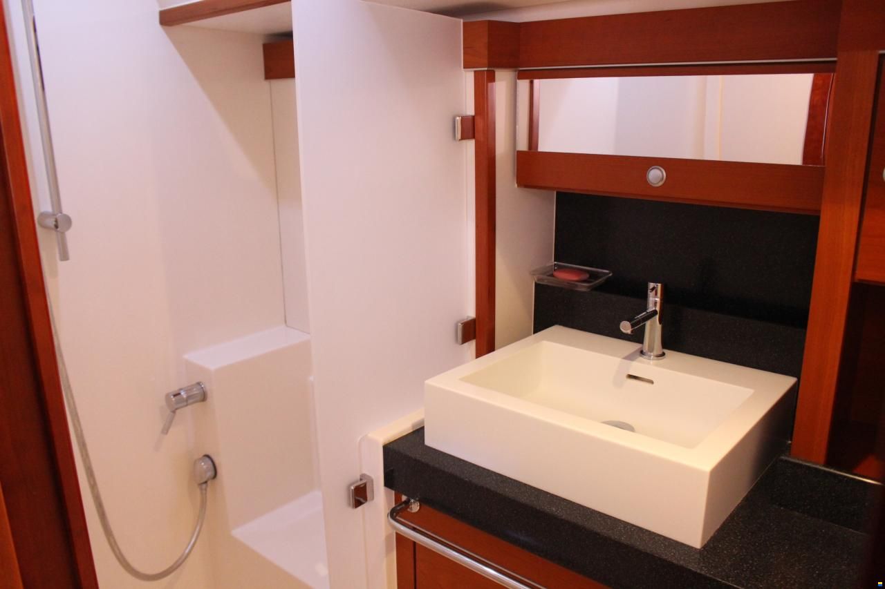Hanse 545e