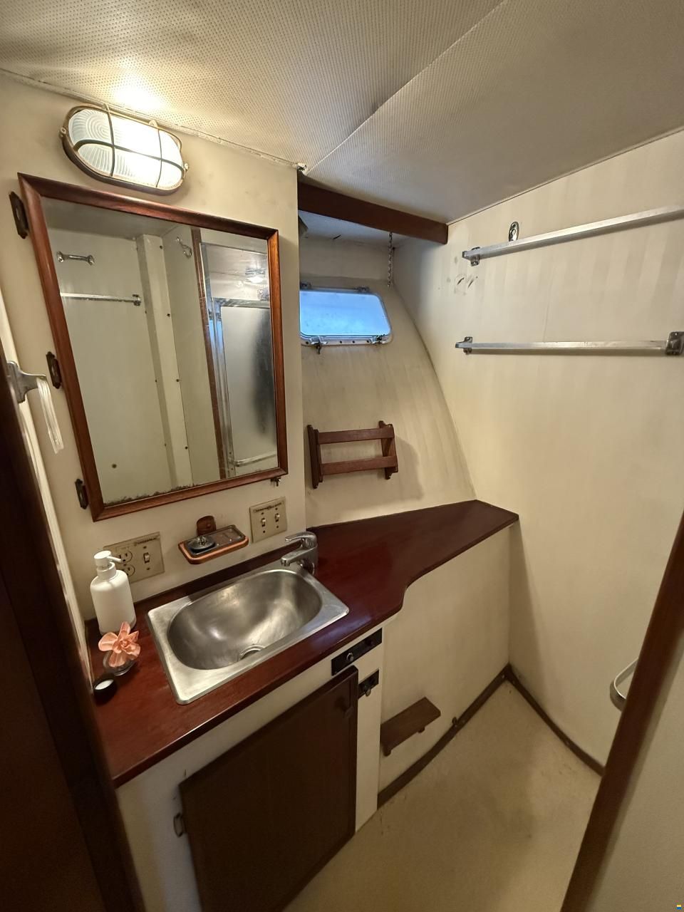 Hatteras 46 Convertible