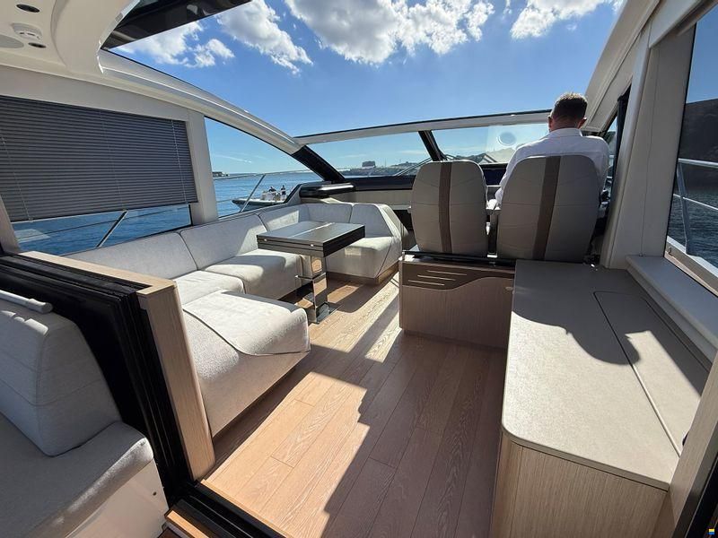 Sunseeker Predator 60 Evo