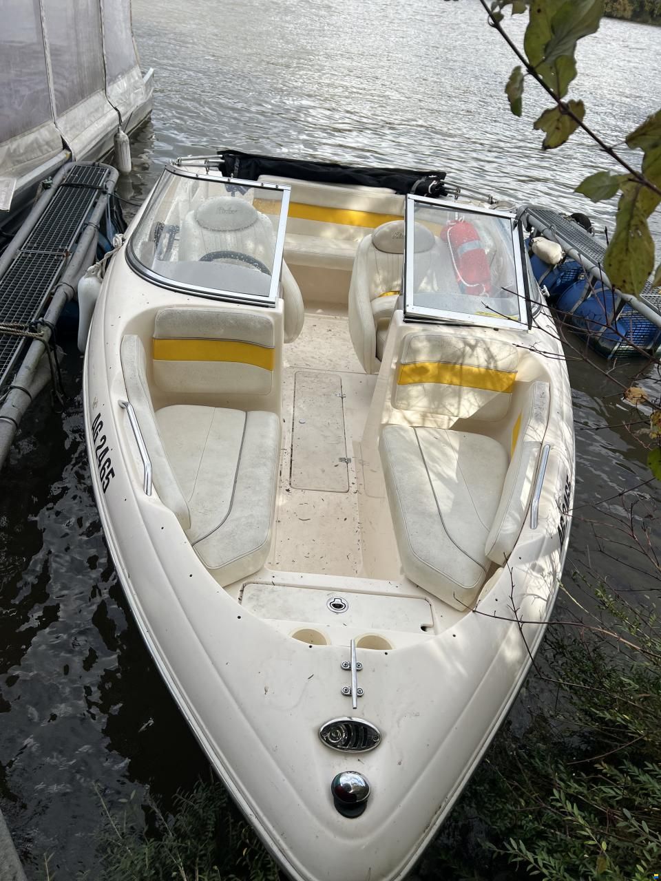 Rinker Captiva