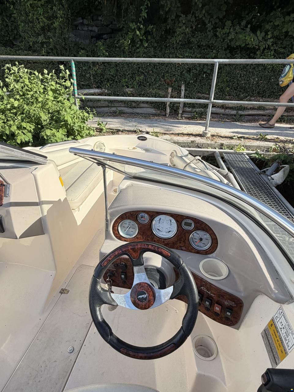 Rinker Captiva