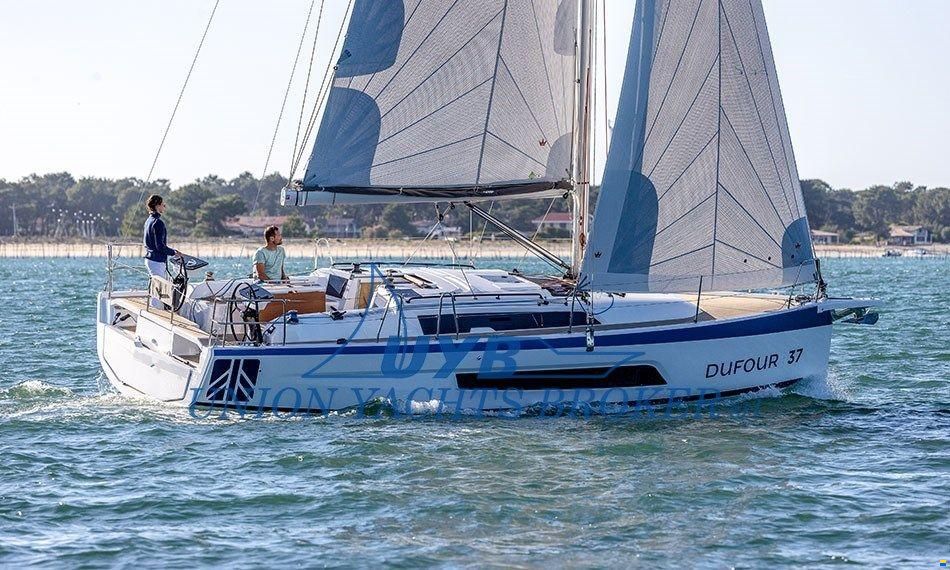 Dufour 37