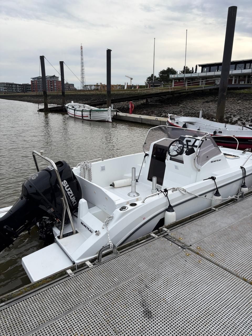 Beneteau Flyer 6 Sundeck