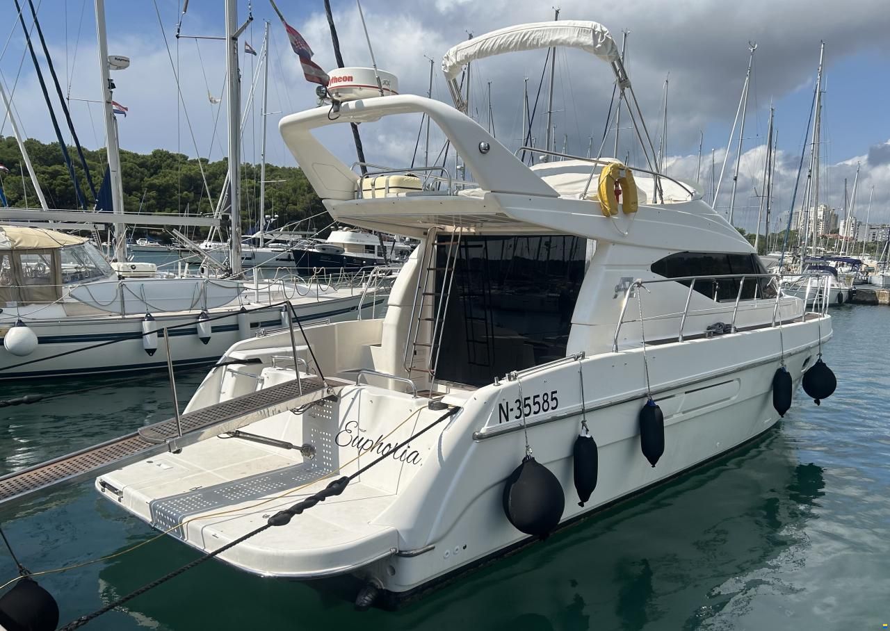 Azimut 40 Fly