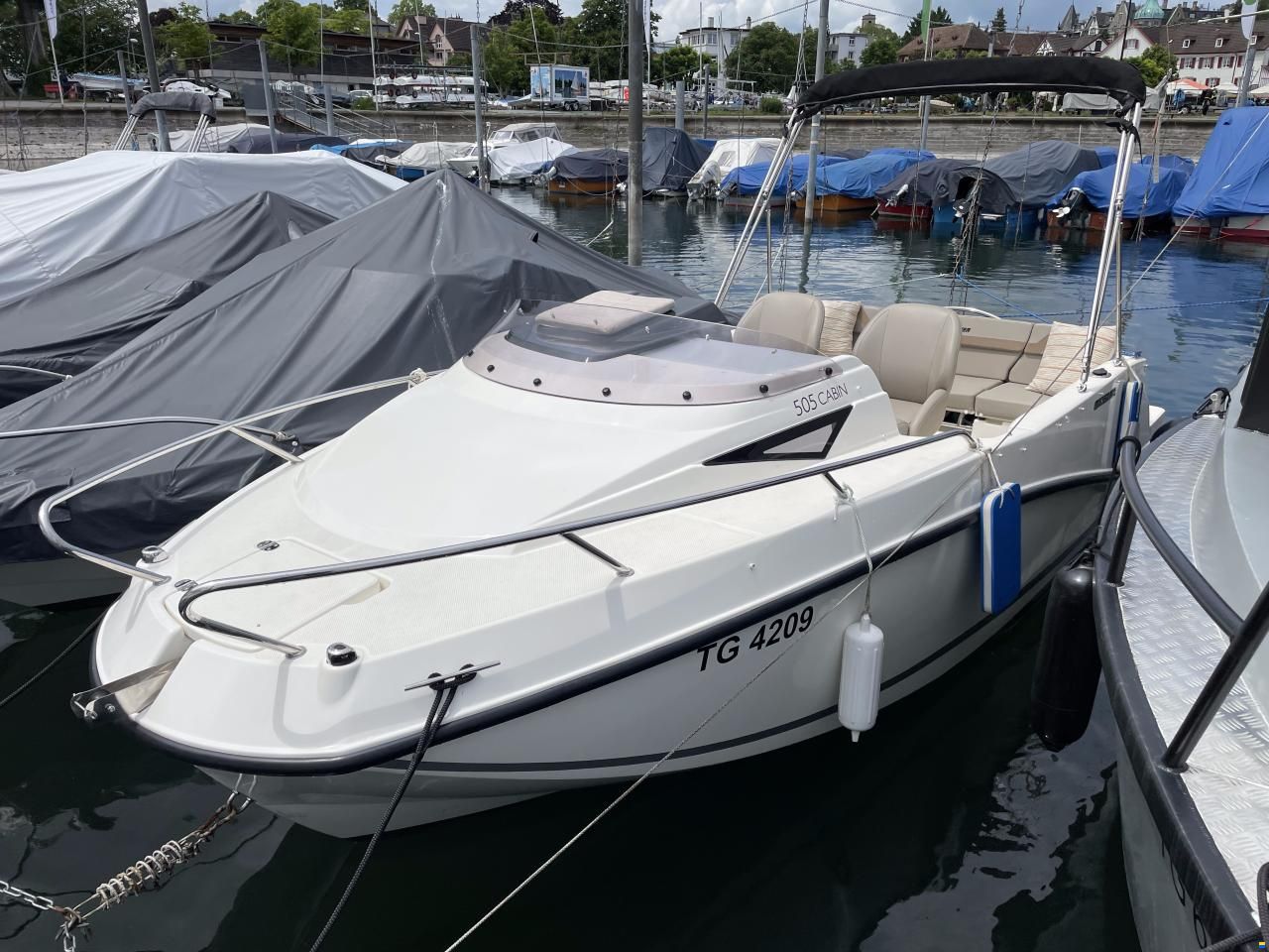 Quicksilver Activ 505 Cabin
