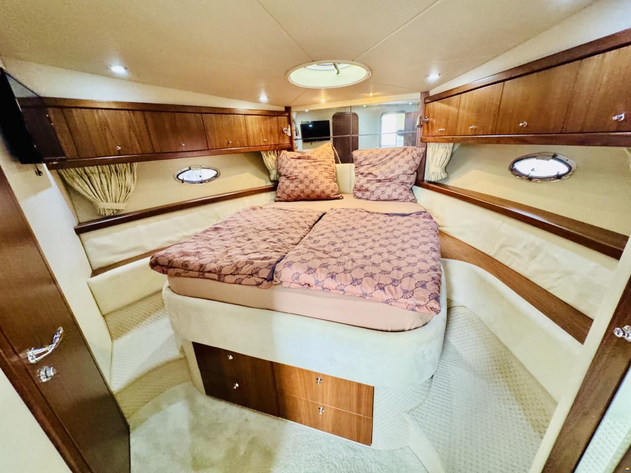 Sunseeker Portofino 47
