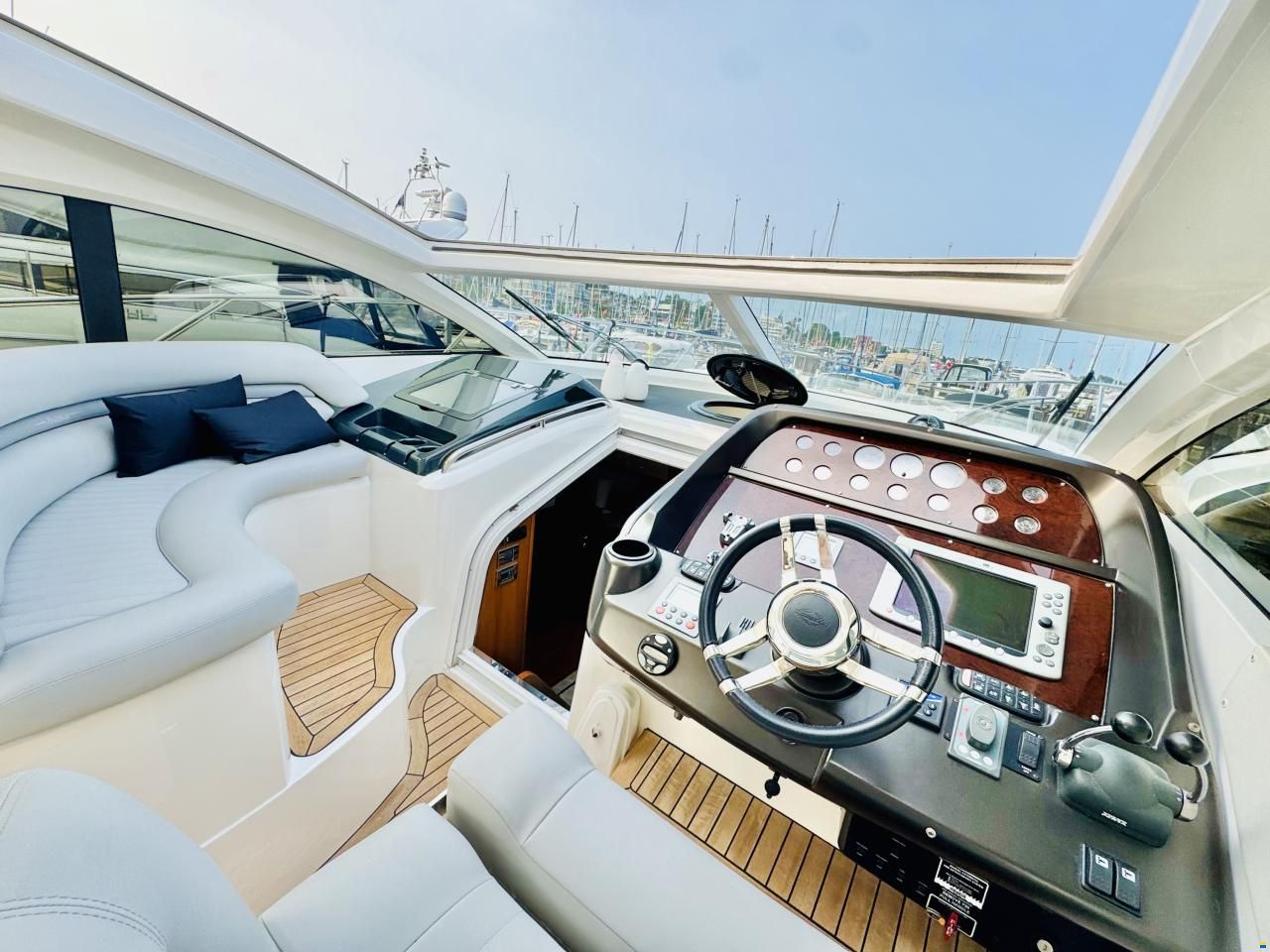 Sunseeker Portofino 47