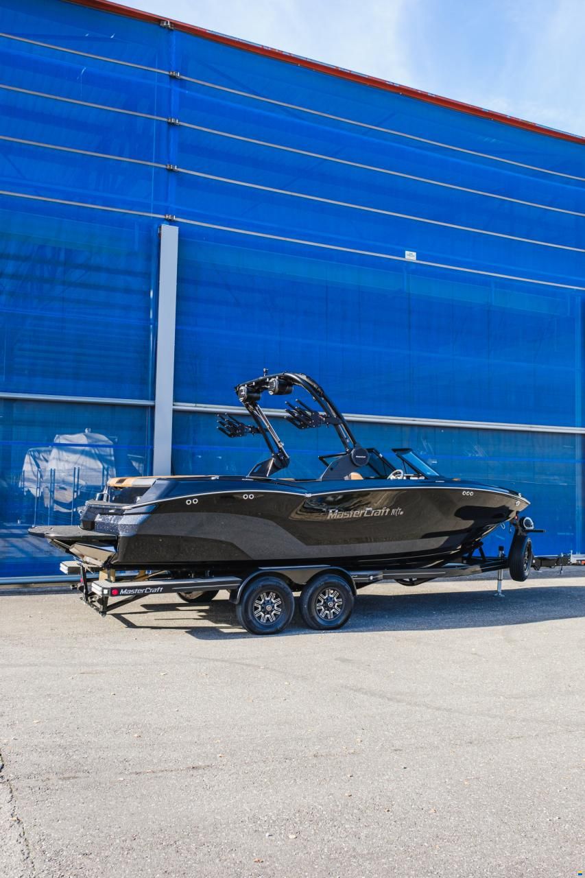 MasterCraft NXT23 | 2026 | black