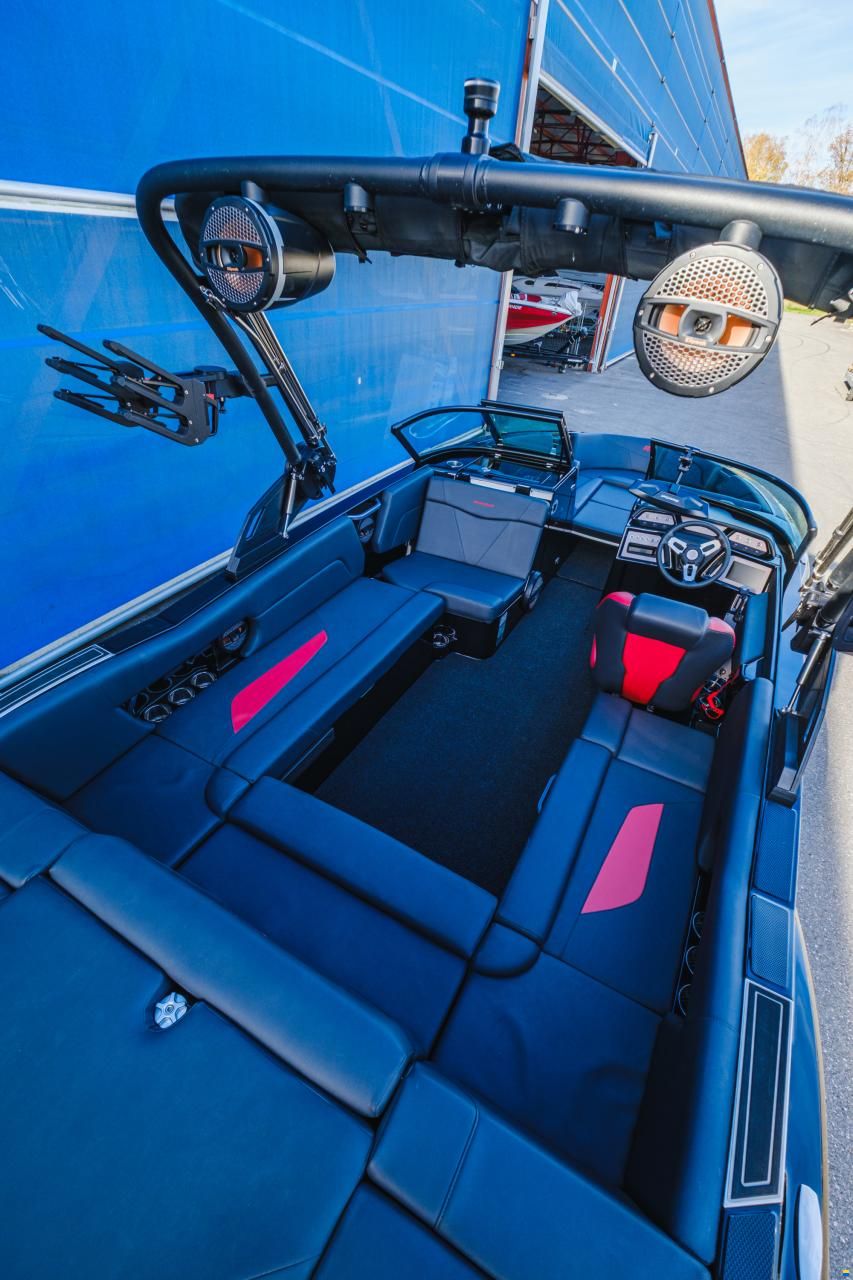 MasterCraft NXT23 | 2024 | Black