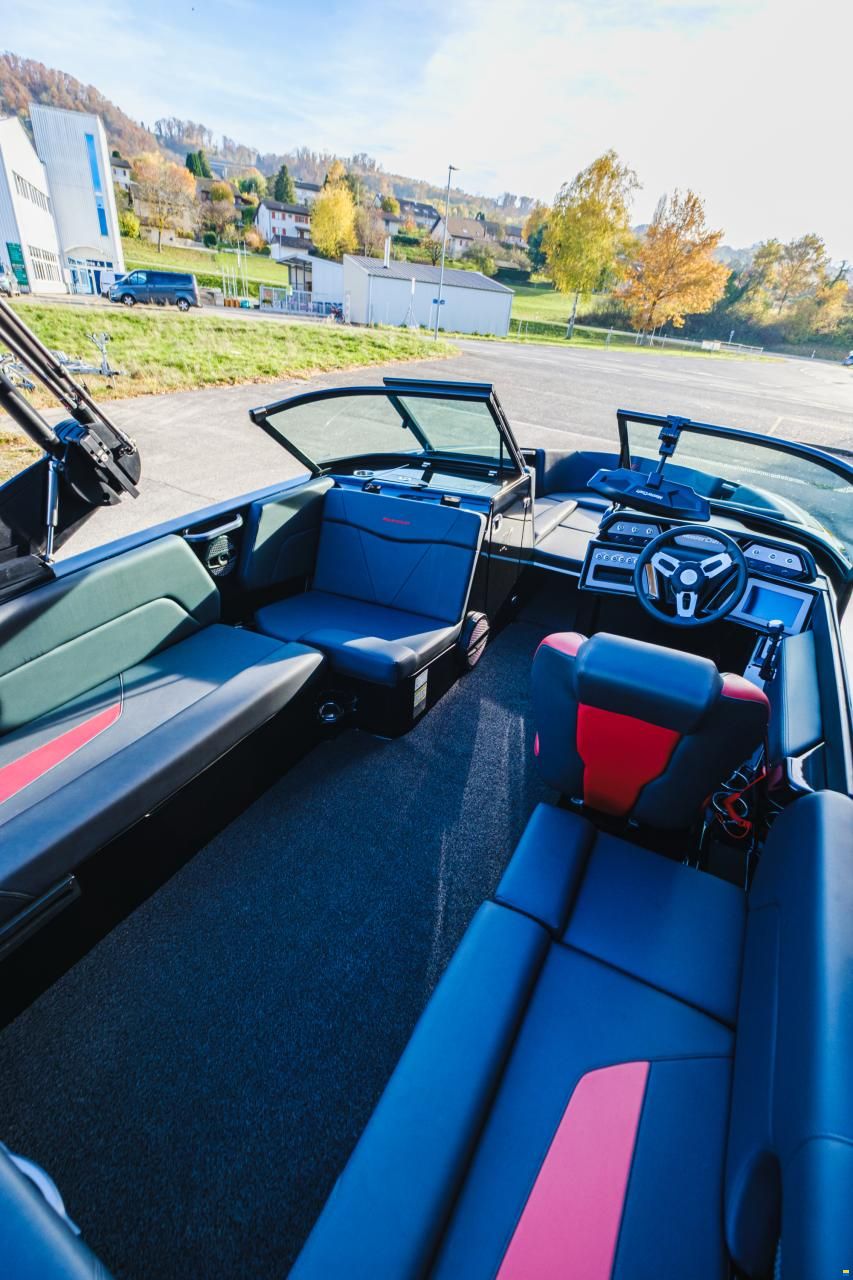 MasterCraft NXT23 | 2024 | Black