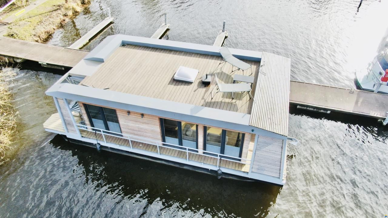 Jacko Schiffbau Luxus Design Hausboot